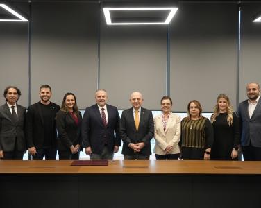İstinye Üniversitesi ve TAV Havalimanları Holding iş birliği Protokolü imzaladı